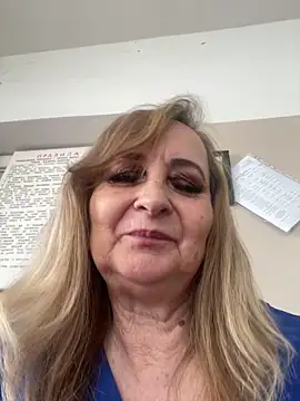 Snapshot of Irina2909@xh chatting on June 11, 2026, 10:01 am Irina2909xh online show from June 11, 2026, 10:01 am