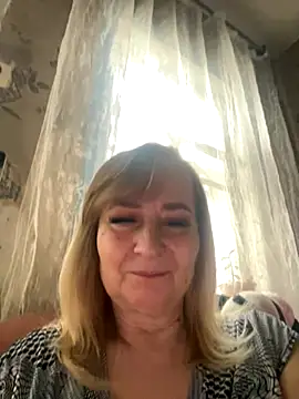 Snapshot of Irina2909@xh chatting on November 16, 2025, 9:36 am Irina2909xh online show from November 16, 2025, 9:36 am