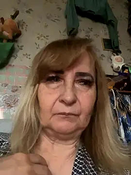 Snapshot of Irina2909@xh chatting on November 8, 2025, 11:03 am Irina2909xh online show from November 8, 2025, 11:03 am