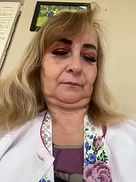 Snapshot of Irina2909@xh chatting on October 10, 2025, 11:00 am Irina2909xh online show from October 10, 2025, 11:00 am