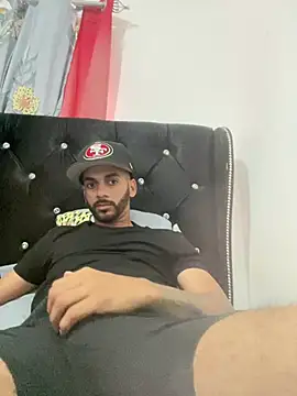 Moodxxx00 online show from February 2, 2026, 8:52 pm