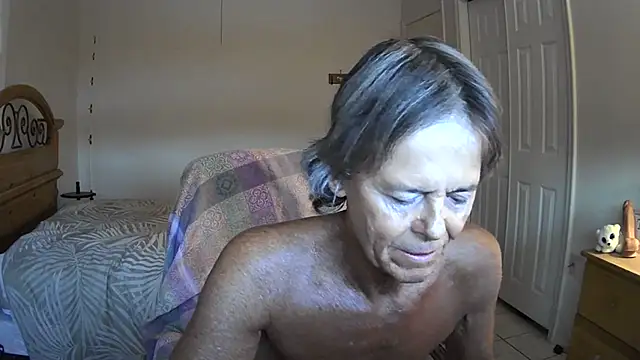 Snapshot of nakeedcowboi65 chatting on July 9, 2026, 11:10 am nakeedcowboi65 online show from July 9, 2026, 11:10 am