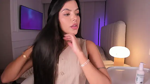 salome  11 online show from November 4, 2025, 9:51 pm