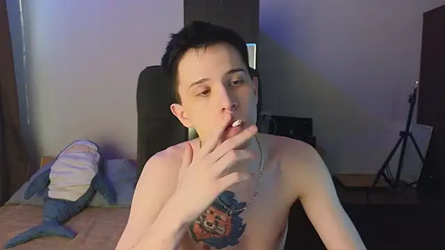 arlekincrop online show from March 6, 2026, 2:45 pm