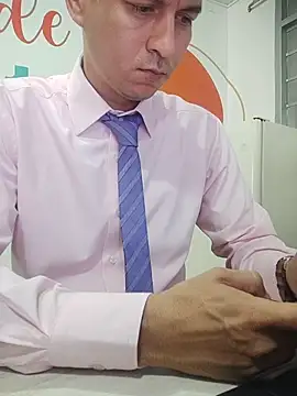 Business dickkk online show from October 30, 2025, 1:53 pm