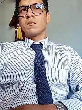 Snapshot of Business_dickkk chatting on January 31, 2025, 8:33 pm Business dickkk online show from January 31, 2025, 8:33 pm