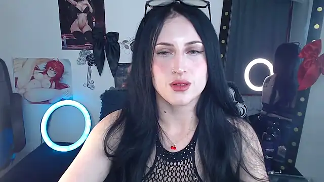 Snapshot of Evelyn_Sheeran chatting on April 22, 2026, 4:30 am Evelyn Sheeran online show from April 22, 2026, 4:30 am