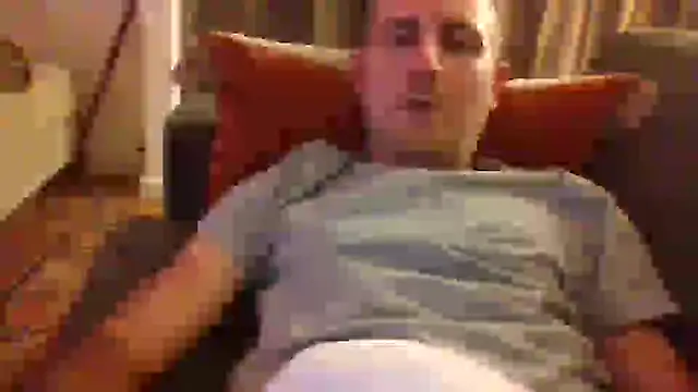 Snapshot of verylargecock chatting on September 20, 2025, 10:59 pm verylargecock online show from September 20, 2025, 10:59 pm