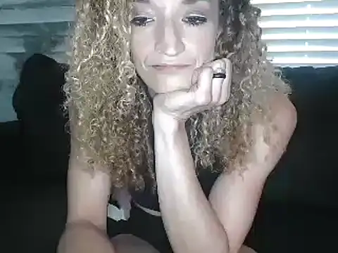 Snapshot of AshleyRain chatting on July 8, 2026, 1:56 pm AshleyRain online show from July 8, 2026, 1:56 pm