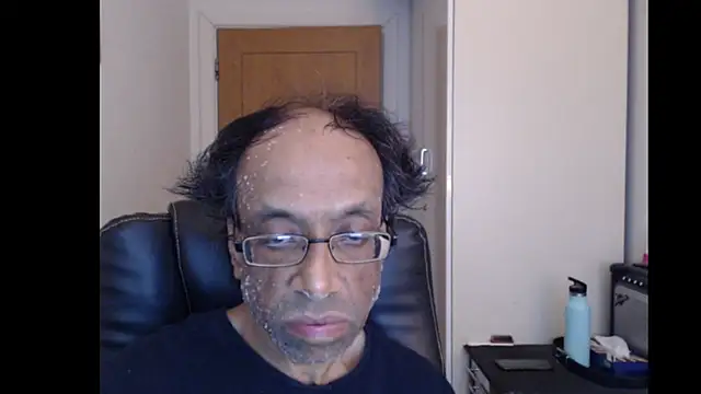 rauncher1 online show from June 17, 2026, 8:14 am
