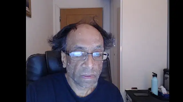rauncher1 online show from June 19, 2026, 8:09 am
