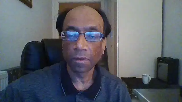 rauncher1 online show from February 13, 2025, 11:39 am