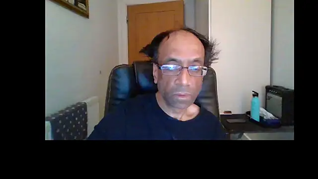 rauncher1 online show from July 2, 2026, 8:31 am