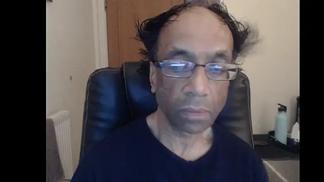 rauncher1 online show from June 24, 2026, 10:18 pm