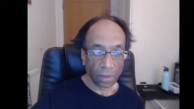 rauncher1 online show from May 1, 2026, 8:41 am