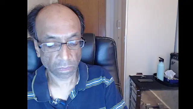 rauncher1 online show from June 17, 2026, 9:03 pm
