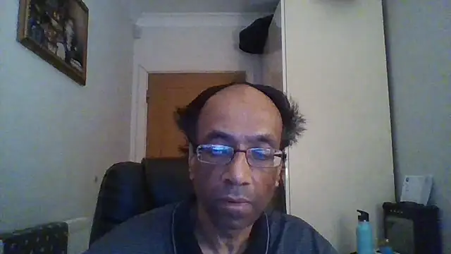 rauncher1 online show from December 16, 2025, 9:13 am