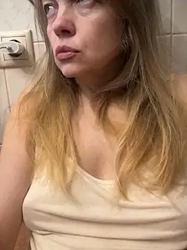 Susanel online show from December 5, 2025, 11:42 am