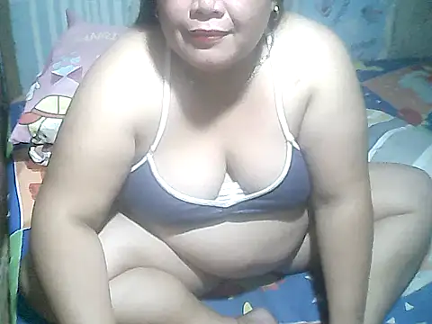 Snapshot of cutechubbyasian chatting on May 21, 2026, 2:25 pm cutechubbyasian online show from May 21, 2026, 2:25 pm