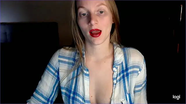 Snapshot of Shantidol chatting on October 11, 2025, 8:54 pm Shantidol online show from October 11, 2025, 8:54 pm