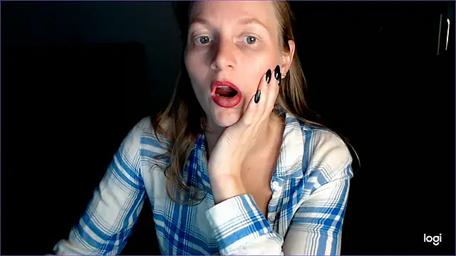 Snapshot of Shantidol chatting on October 19, 2025, 7:27 pm Shantidol online show from October 19, 2025, 7:27 pm