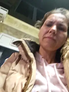 FeliciaKrige online show from November 18, 2025, 9:18 pm