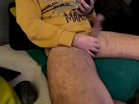 rocco741xh online show from December 21, 2025, 5:03 pm