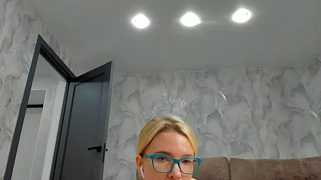 Snapshot of succubus chatting on May 12, 2026, 7:38 am succubus online show from May 12, 2026, 7:38 am