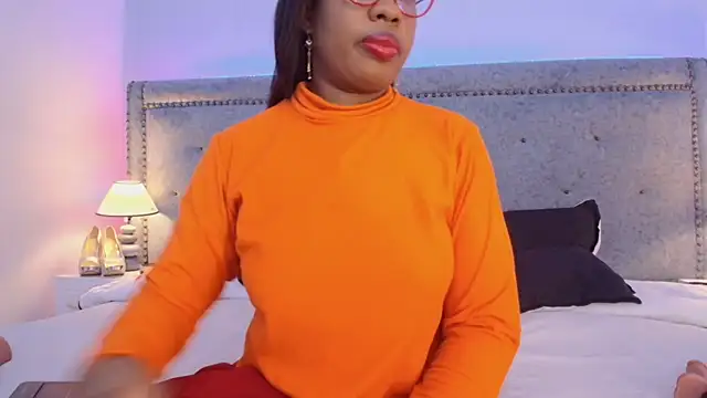 CaseyMoon online show from July 29, 2026, 12:37 pm