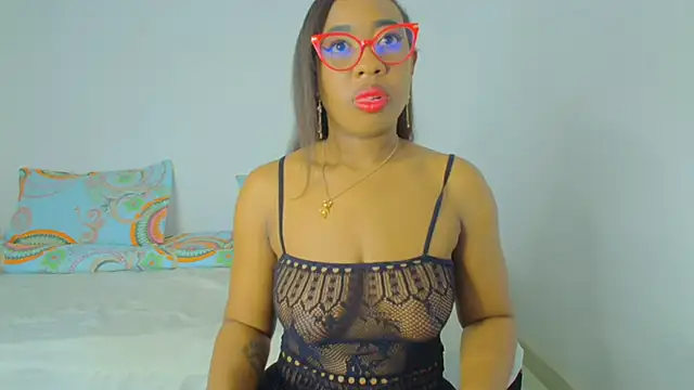 CaseyMoon online show from June 25, 2026, 10:53 am