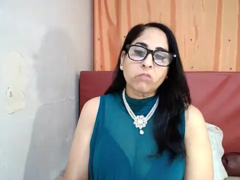 Indiankushy online show from September 18, 2025, 4:54 pm