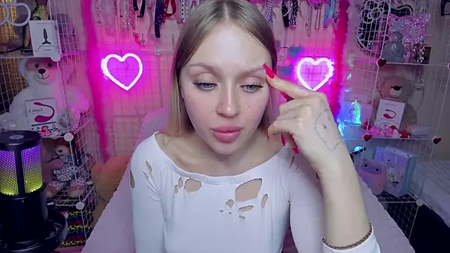 ElinOceanX online show from March 21, 2025, 12:07 am