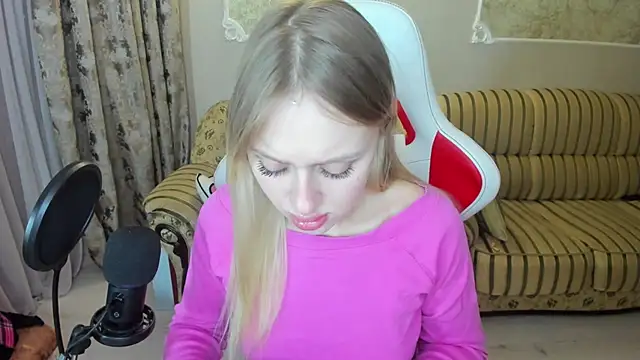 ElinOceanX online show from December 15, 2024, 3:53 pm