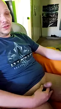 Snapshot of hardcap chatting on February 2, 2025, 2:24 pm hardcap online show from February 2, 2025, 2:24 pm