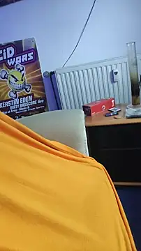 Snapshot of hardcap chatting on February 24, 2026, 3:35 pm hardcap online show from February 24, 2026, 3:35 pm