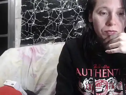Snapshot of Venusluxodomme chatting on June 12, 2026, 4:32 am Venusluxodomme online show from June 12, 2026, 4:32 am