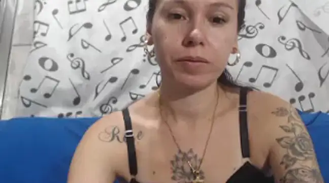 Snapshot of Venusluxodomme chatting on January 28, 2025, 4:50 am Venusluxodomme online show from January 28, 2025, 4:50 am