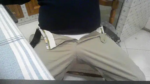 polloiw online show from October 20, 2025, 9:15 pm