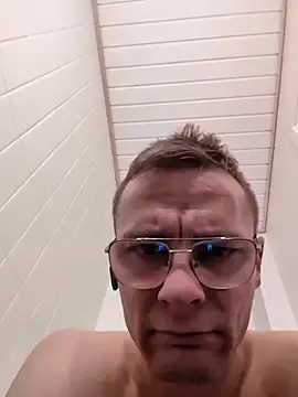 buchr1 online show from November 22, 2025, 12:32 am