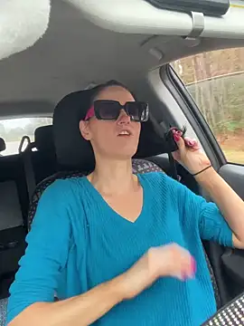 Snapshot of lolabunny9 chatting on February 13, 2025, 7:21 pm lolabunny9 online show from February 13, 2025, 7:21 pm