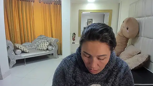 gaby trent online show from February 16, 2026, 3:32 pm