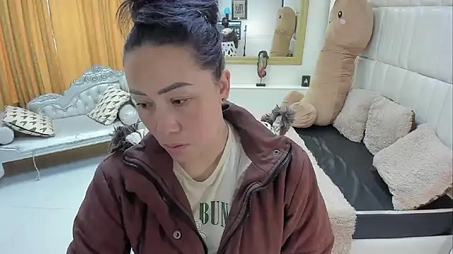 Snapshot of gaby_trent chatting on April 29, 2026, 4:33 pm gaby trent online show from April 29, 2026, 4:33 pm