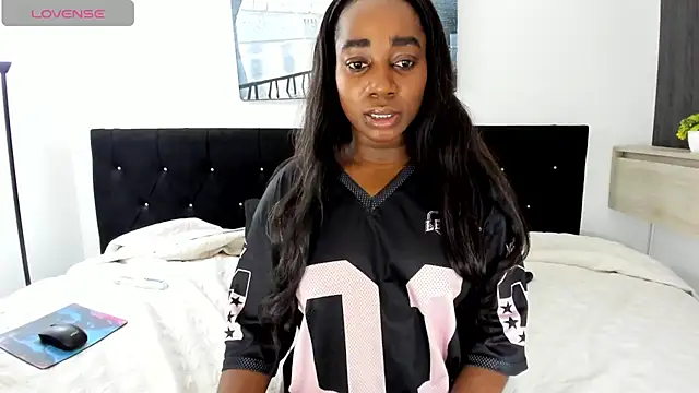 Snapshot of cristaaalclocks1 chatting on July 11, 2026, 2:28 pm cristaaalclocks1 online show from July 11, 2026, 2:28 pm