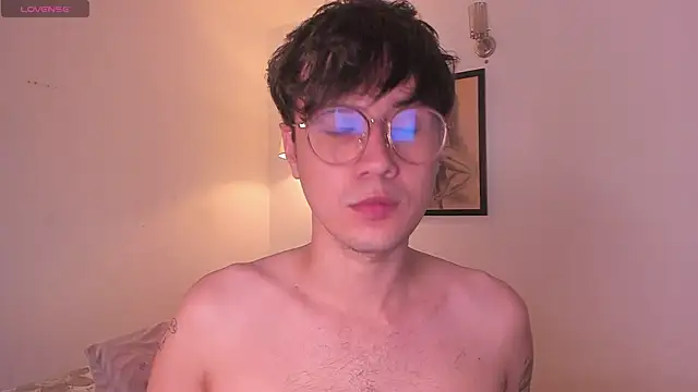 LeaneSeb online show from November 14, 2025, 9:46 am