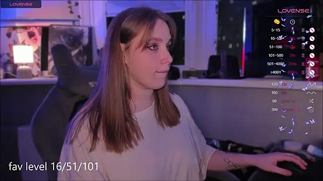 Rachel Ro online show from October 28, 2025, 6:40 pm