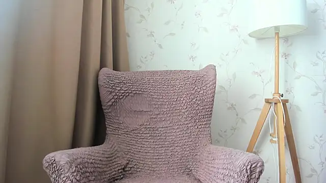 Snapshot of Alexisweet chatting on July 8, 2026, 7:20 am Alexisweet online show from July 8, 2026, 7:20 am