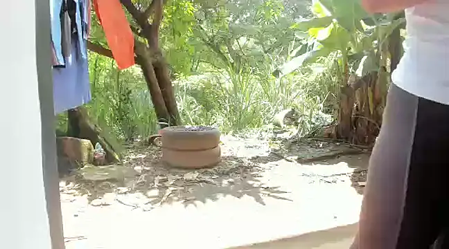 Snapshot of venusandzeus@xh chatting on February 26, 2025, 5:00 pm venusandzeusxh online show from February 26, 2025, 5:00 pm