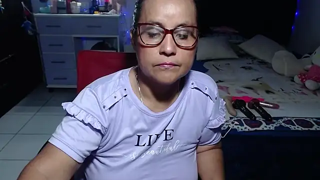 pervert mommy  online show from June 27, 2026, 10:43 am