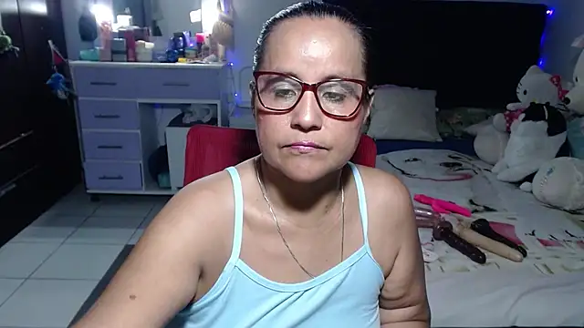 pervert mommy  online show from June 28, 2026, 11:38 am