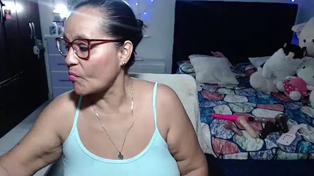 pervert mommy  online show from August 3, 2026, 9:37 am
